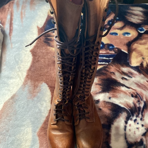 New Bed  Stu boots - Picture 5 of 12